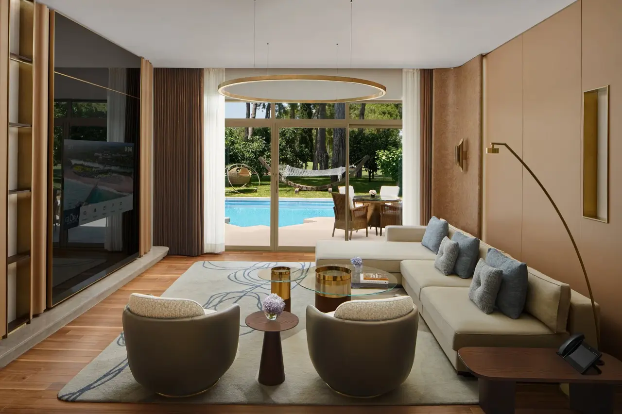 Deluxe Villa Gloria Serenity Resort — 24