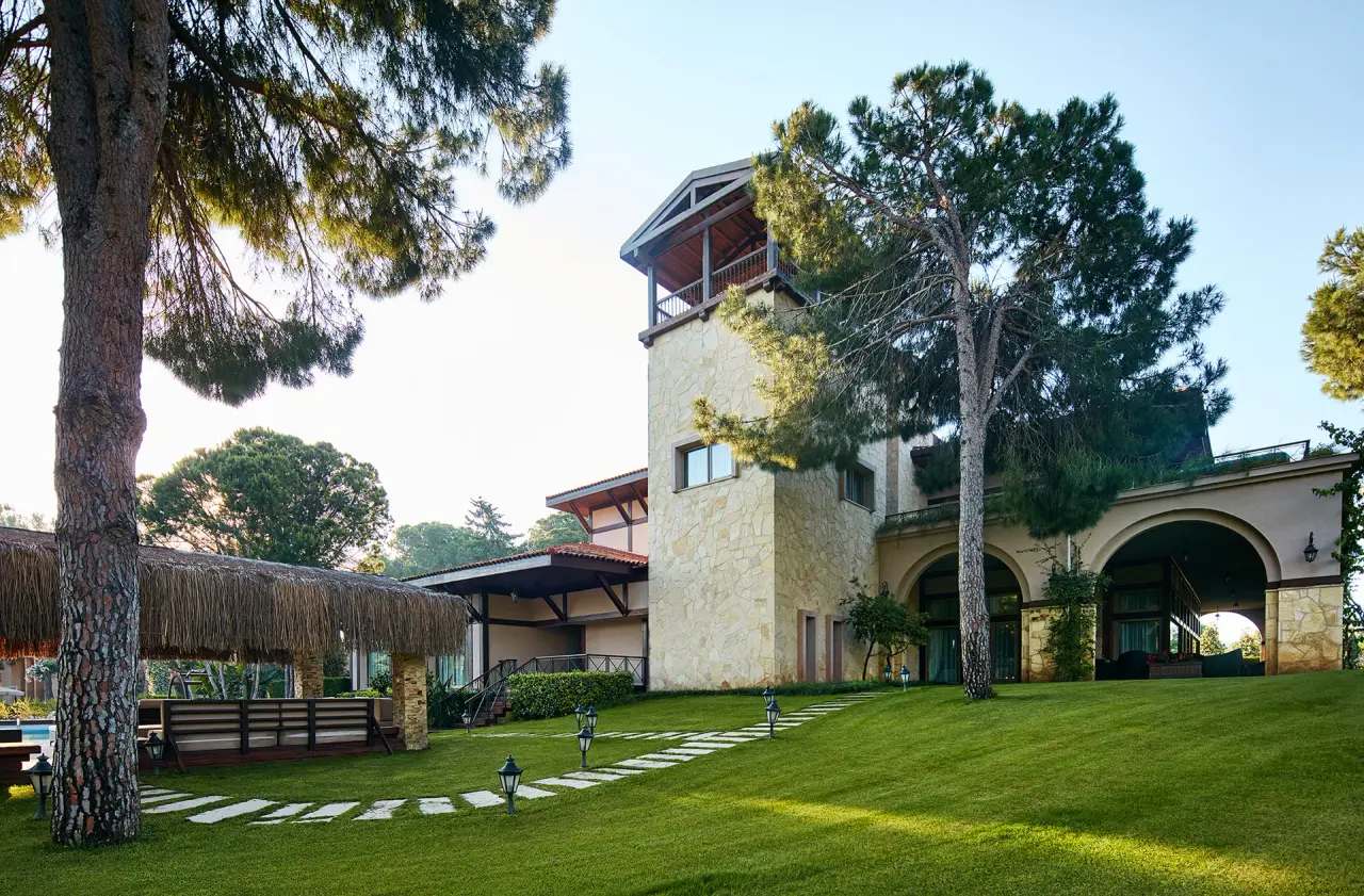 Presidential Villa Gloria Serenity Resort — 19