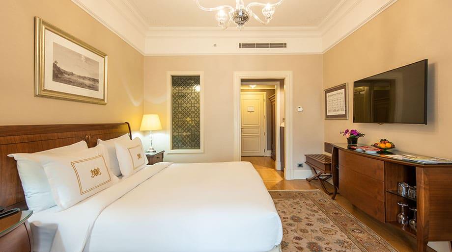 Deluxe Pera View Room Pera Palace Istanbul