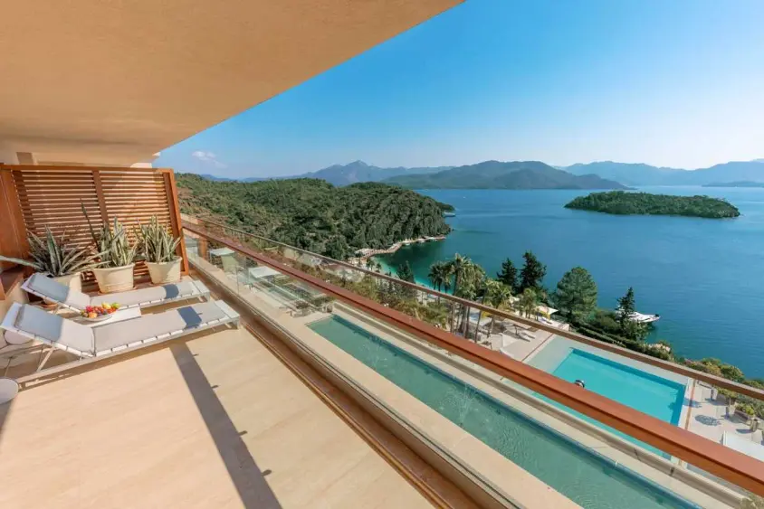 D Maris Bay — Gallery 8