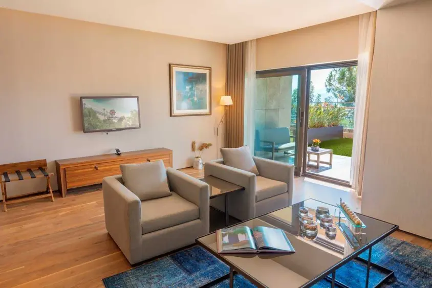D Maris Bay — Gallery 7