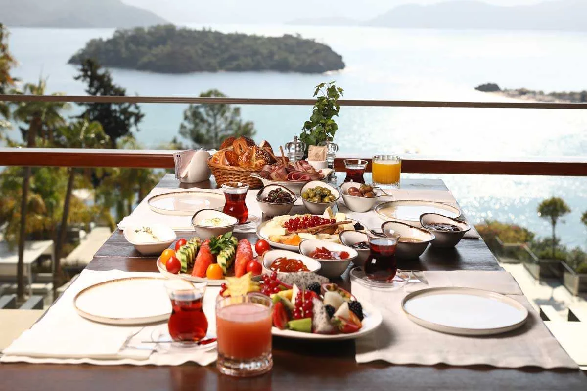 D Maris Bay The Terrace Breakfast